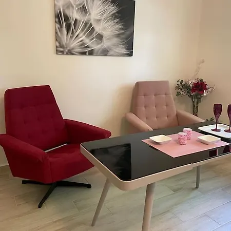 Srní- červený Byt/ Dvojdomek U Vydra Srní
