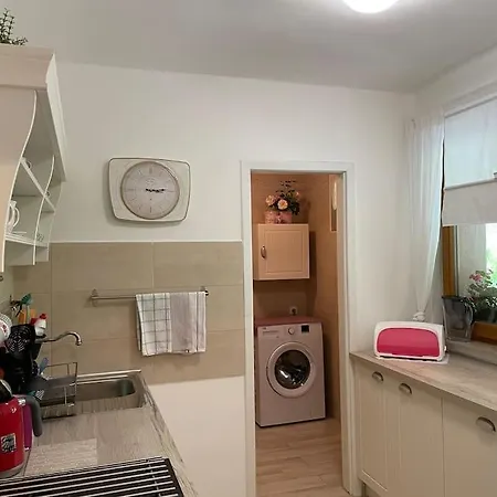Srní- červený Byt/ Dvojdomek U Vydra Apartamento Srní