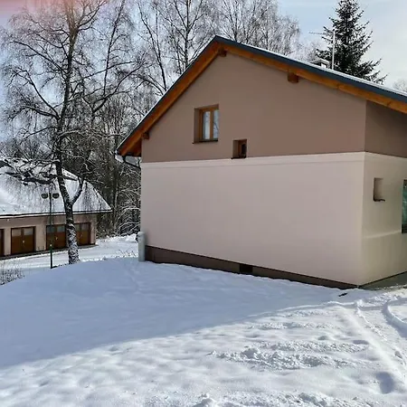 Srní- červený Byt/ Dvojdomek U Vydra Srní
