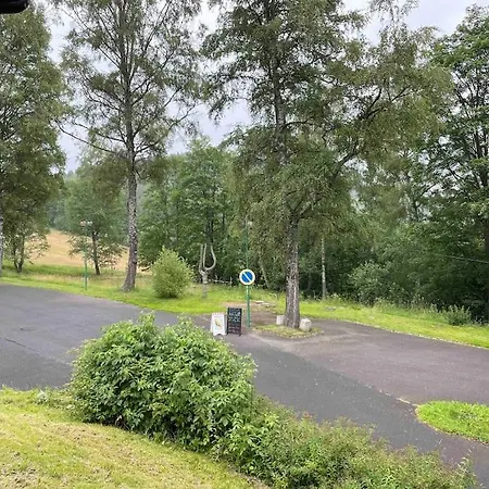 Srní- červený Byt/ Dvojdomek U Vydra Apartamento *