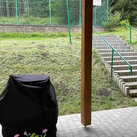 Srní- červený Byt/ Dvojdomek U Vydra Apartamento